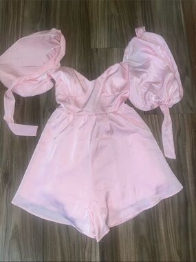 NWT Petal And Pup New Billie Romper Pink Ballon Sleeve Feminine Romanic Summer